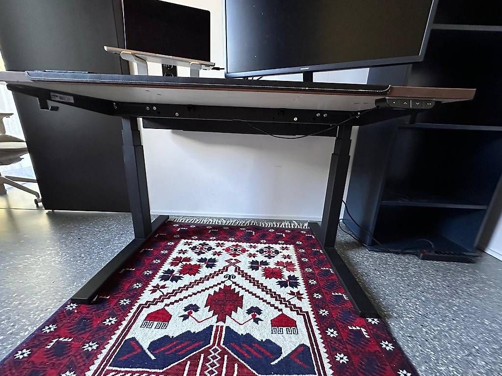 Scrivanie: Office Desk – Usato da Zürich venduto da soc_kl9g 3