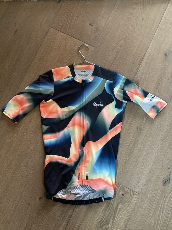 Rapha Leibchen & Hosen: Rapha pro team aero jersey – Gebraucht aus Aarau von Vintesign.