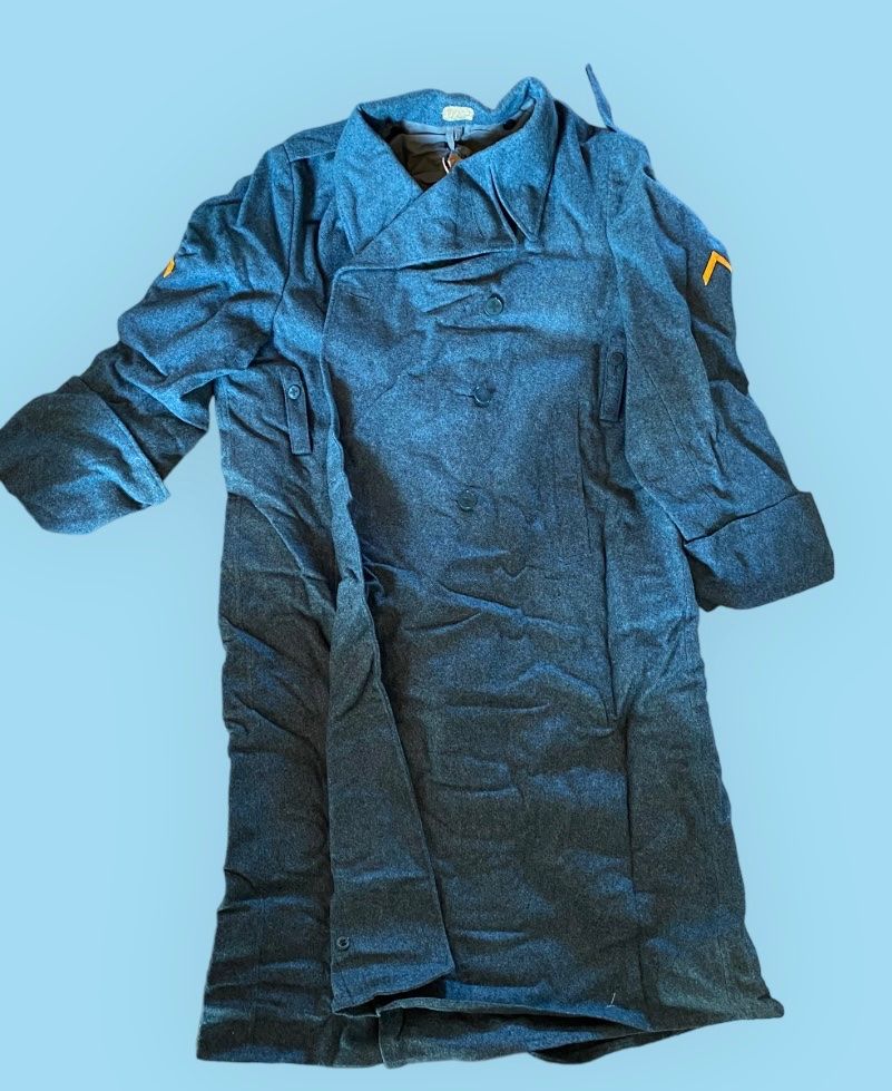 Schweizer Armee Uniformen: Alte Schweizer Militär Uniform 52DD – Gebraucht aus St.Gallen von maierm01