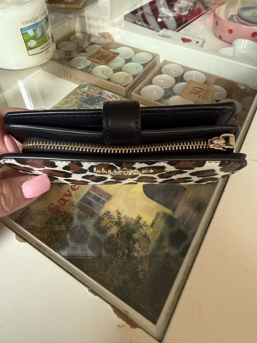Kate Spade Portamonete: Kate Spade wallet – Usato da Mendrisio venduto da ketolin 1
