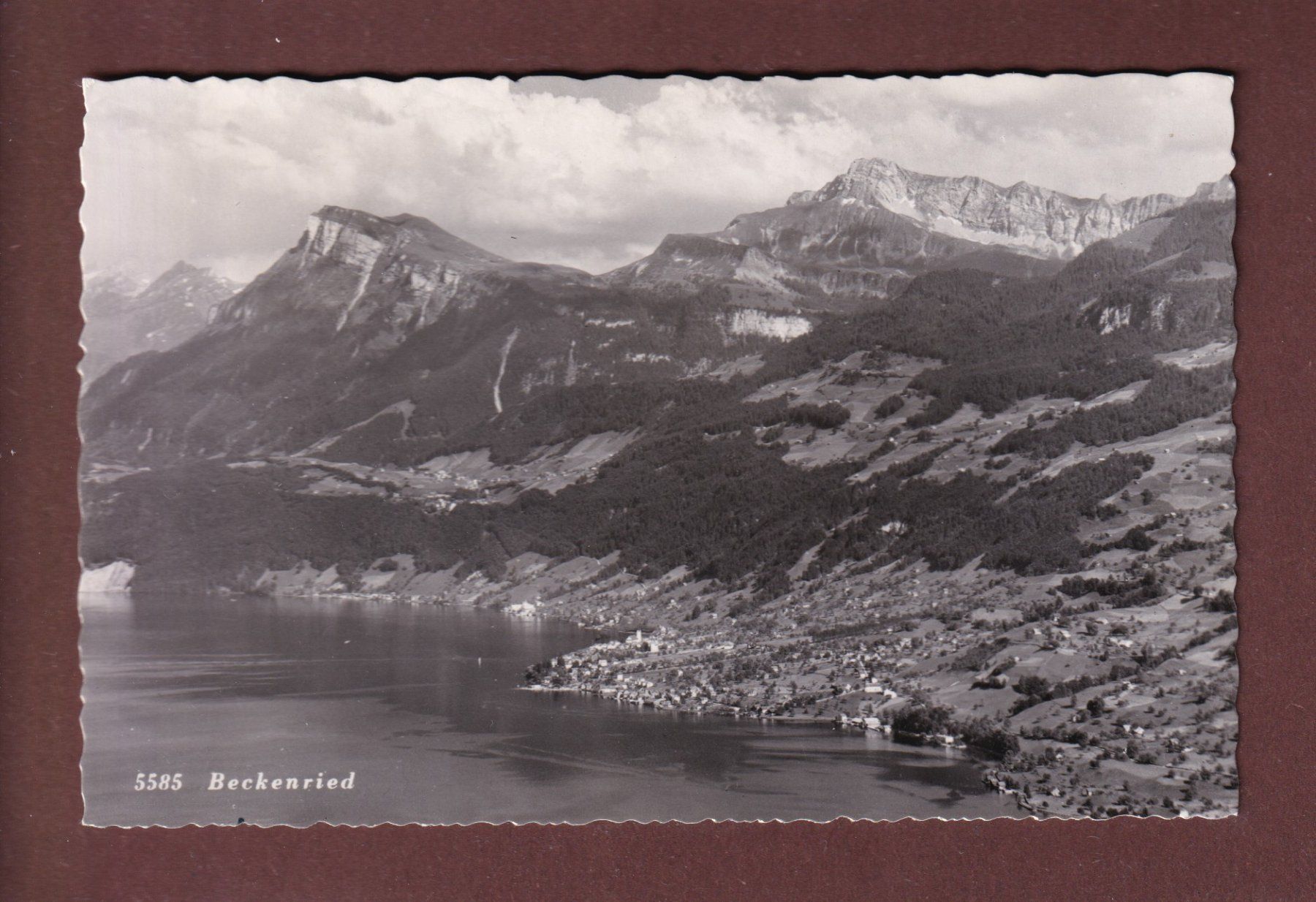 Cartes postales: BECKENRIED - 1952 – D'occasion à Pully par nicecards-shop