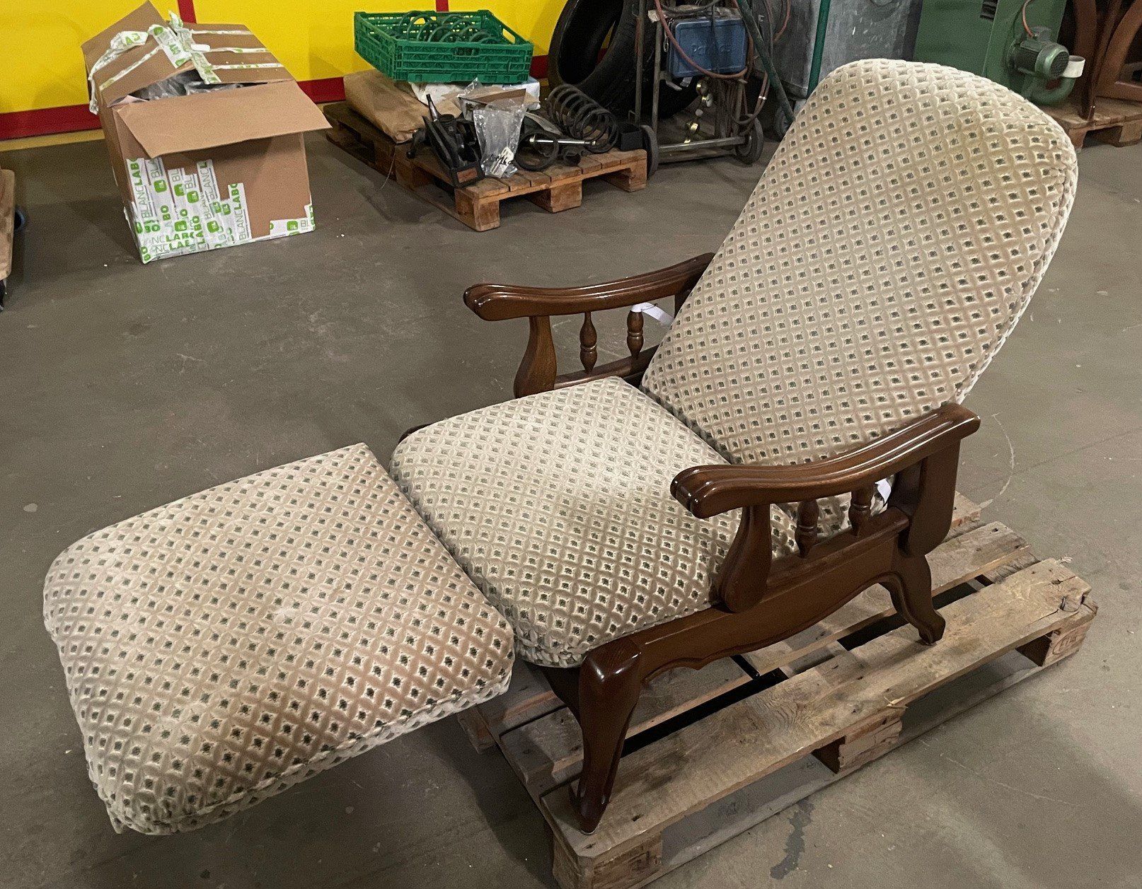 Poltrone: Paire de fauteuils relaxe – Usato da Satigny venduto da rob_6zj8 9