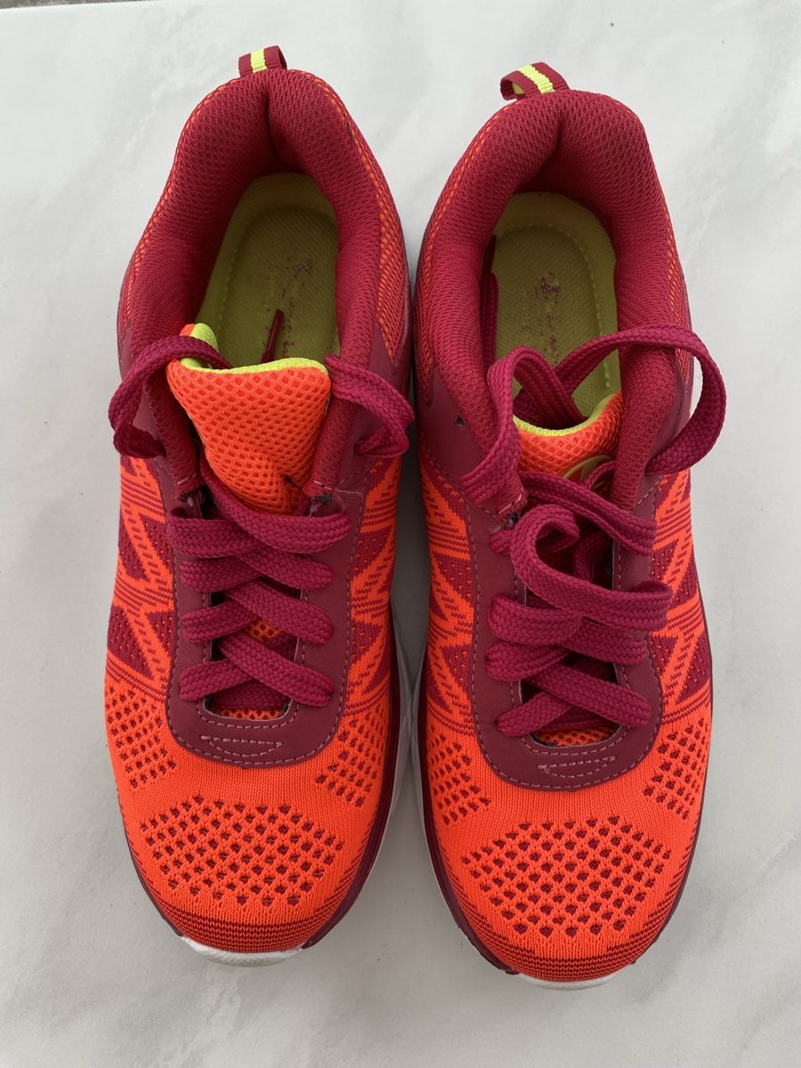 Champion Scarpe da donna: Champion Turnschuhe Grösse 38.5 – Usato da Gümligen venduto da zeusone1