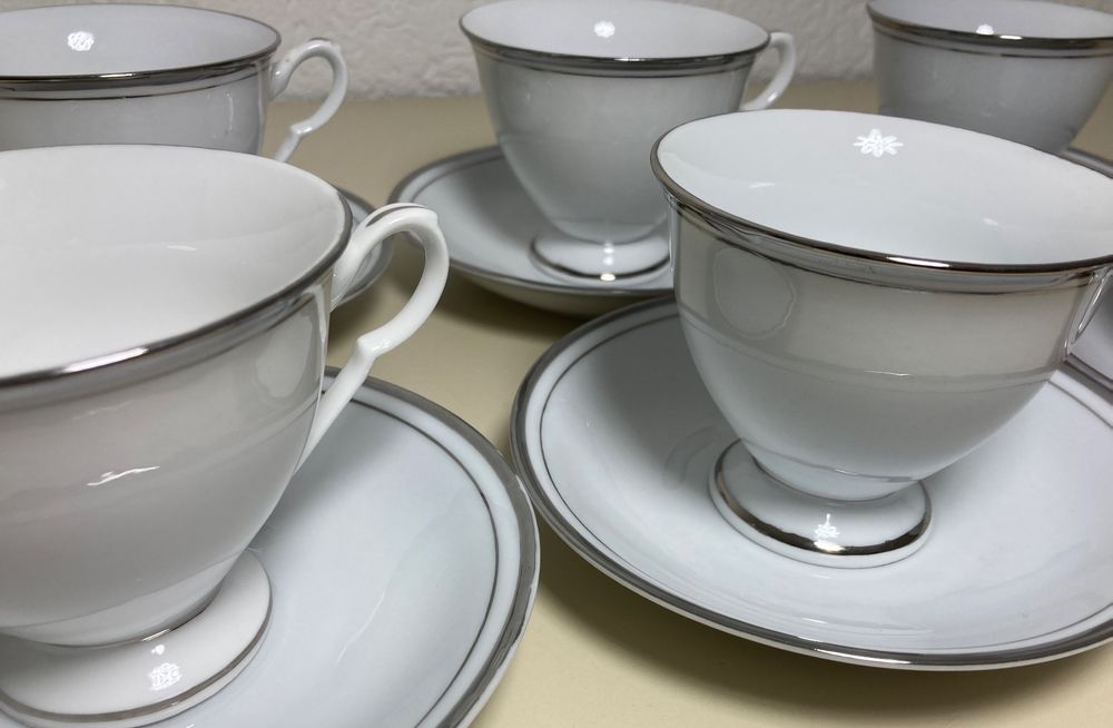 Lot De 6 Sous-tasses (soucoupes) En Porcelaine De Chine Multicolore - Occasion