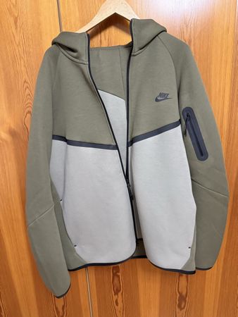 Nike Tech Fleece Trainingsanzug Olive/Beige Neu, Top Zustand