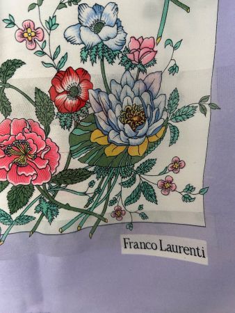 Franco Laurenti Tuch, Blumenmuster