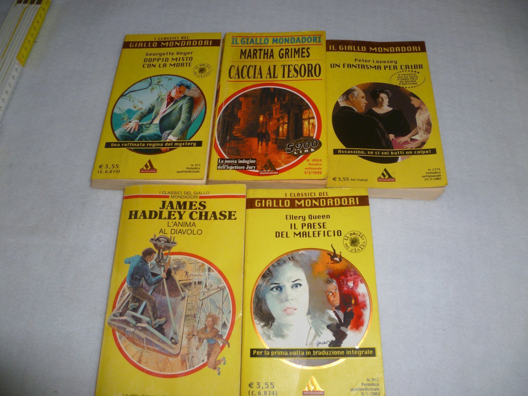 Libri: 10 LIBRI GIALLO MONDADORI – Usato da Zeiningen venduto da elcanaja