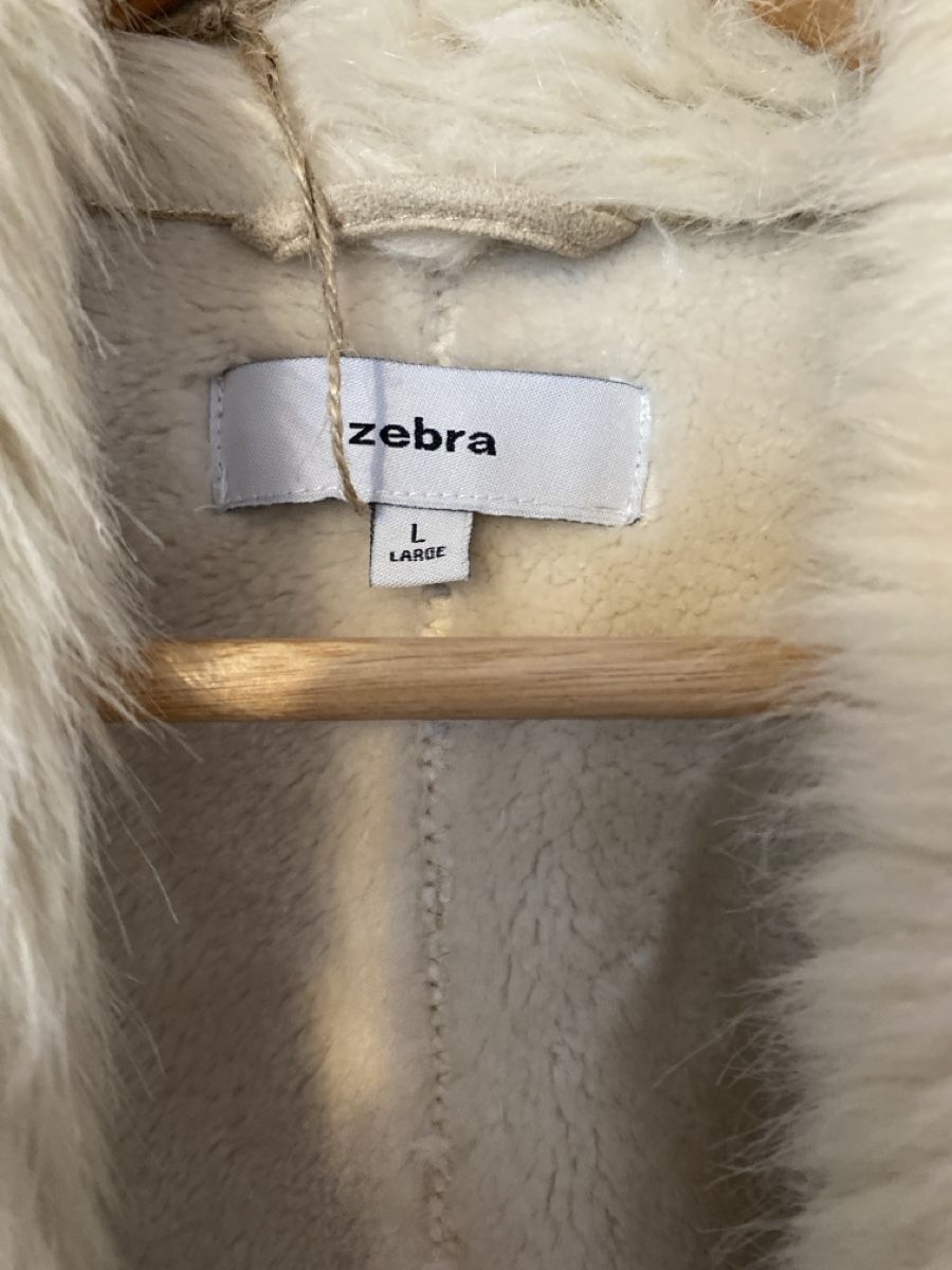 Zebra Gilet & Giacche senza maniche: Zebra Weste beige Kunstleder Grösse L  – Usato da Alpnach Dorf venduto da melbb 1