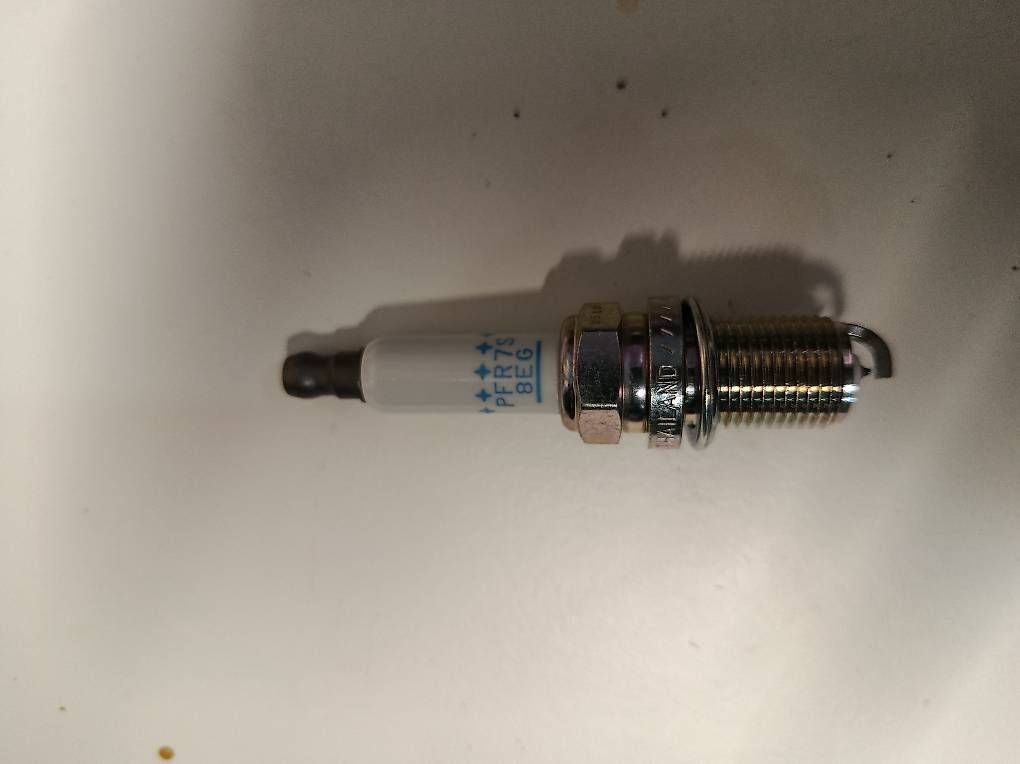 Tutti i ricambio per moto: Bougie ngk iridium  – Usato da Corbières venduto da Iggdrasil 1