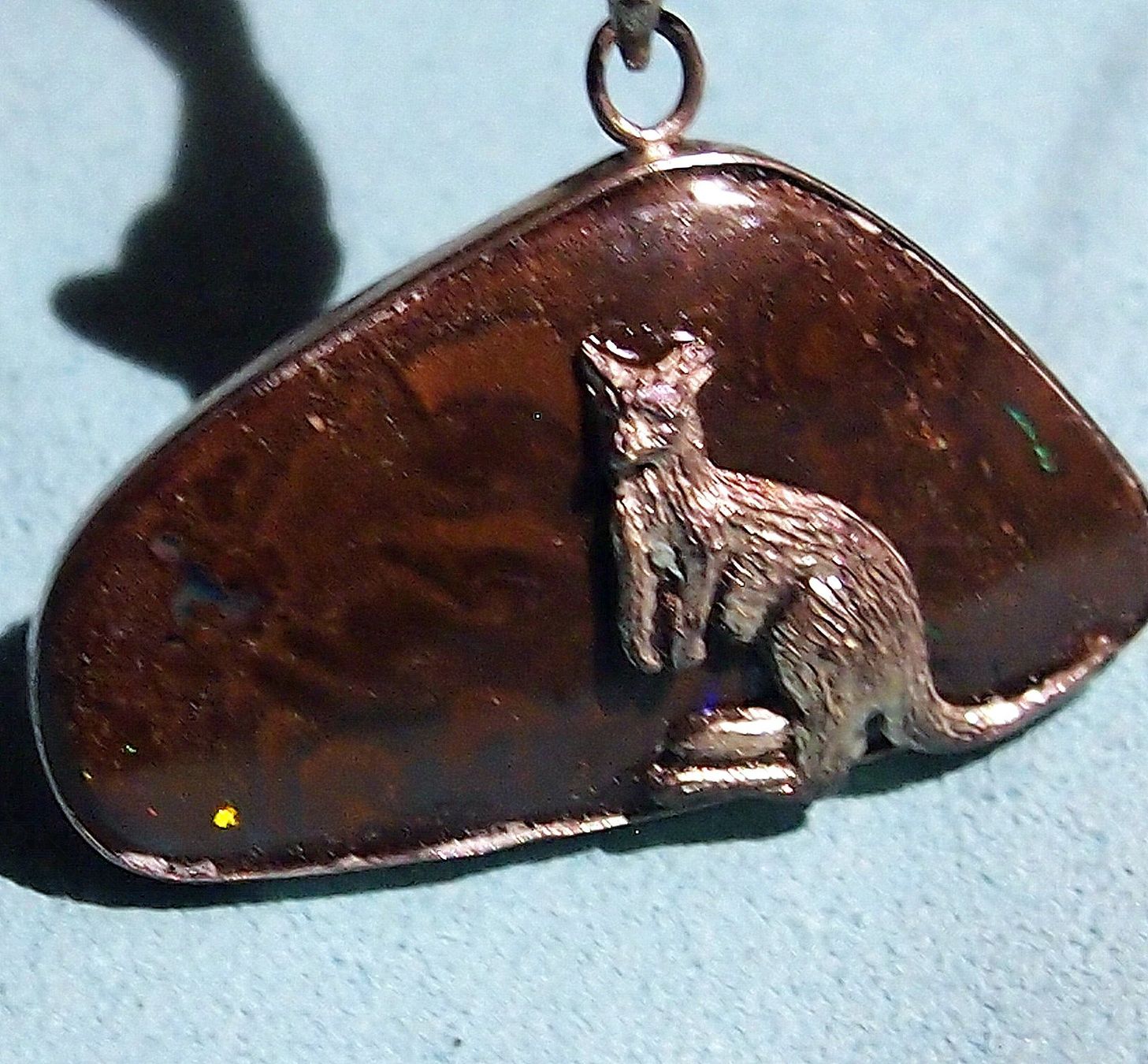 Ciondoli: 34 CTS BOULDEROPAL QUEENSLAND mit Känguru! – Nuovo e nell'imballaggio originale da Reinach BL venduto da blumarco