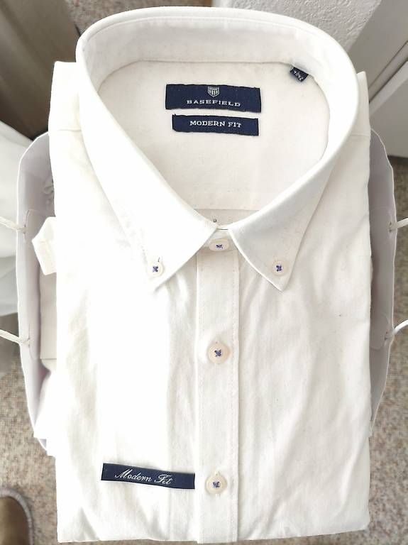 Camicie: Hemd, Camicia, Chemise – Usato da Bern venduto da Smash428