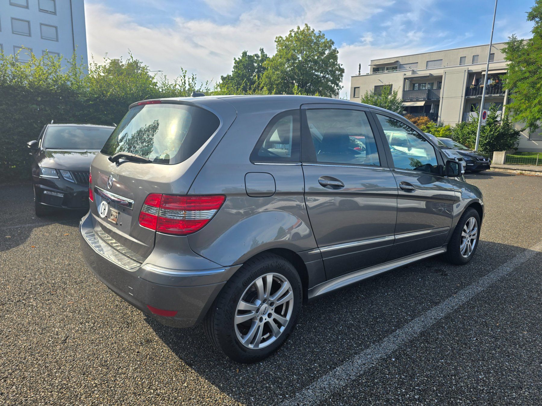 Mercedes-Benz Automobili: Mercedes Benz B 180 Autotronic – Usato da Goldach venduto da CityGOAuktion 2