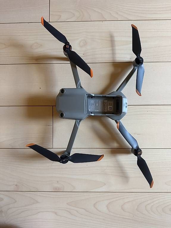 Modellismo RC: DJI Air 2S Fly More Co – Usato da Arzier-Le Muids venduto da gva_hg8c 3