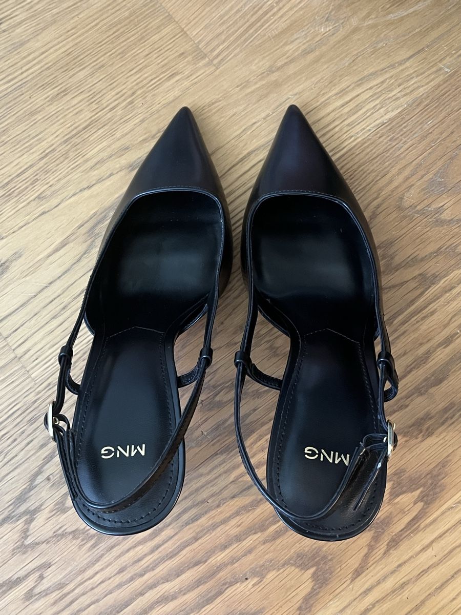 Mango Scarpe da donna: Spitze Slingback-Lederpumps von Mango – Nuovo (secondo la descrizione) da Bern venduto da SinaArikan 3
