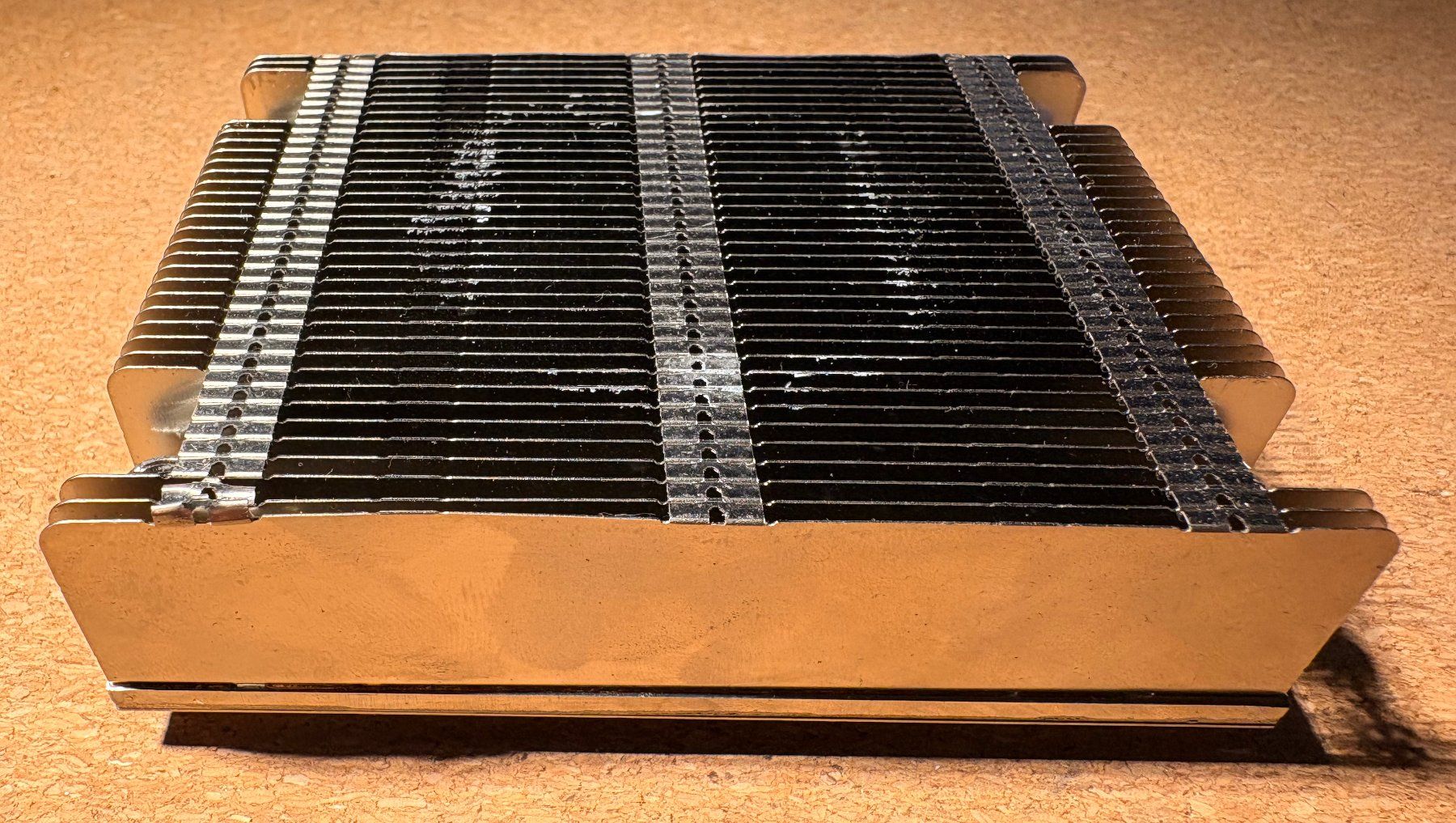 Componenti elettronici: 2x Supermicro SNK-P0057PS CPU heatsinks (LGA 2011 narrow) – Usato da Bern venduto da Gambuzino 6