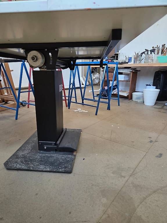Tavoli:  Gratis Maltisch  zu verschenken (155 x 100 cm) – Usato da Full-Reuenthal venduto da ral_w2p2 3