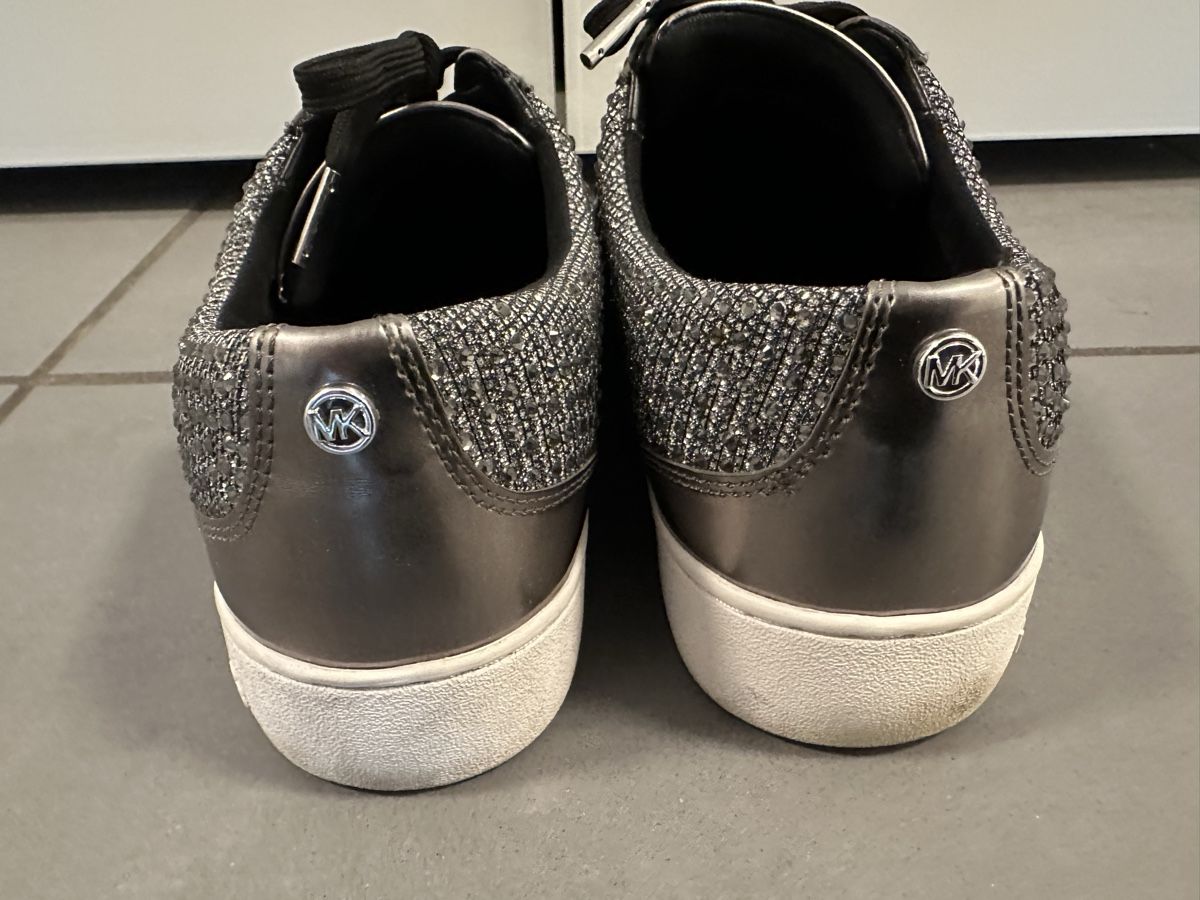 Michael Kors Scarpe da donna: Michael Kors Sneaker, Silber Glitzer, Gr. 37 – Usato da Uetikon am See venduto da Ccsibi 2