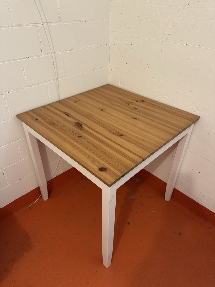 Ikea Tische: Holztisch Ikea – Gebraucht aus Baden von sandykani
