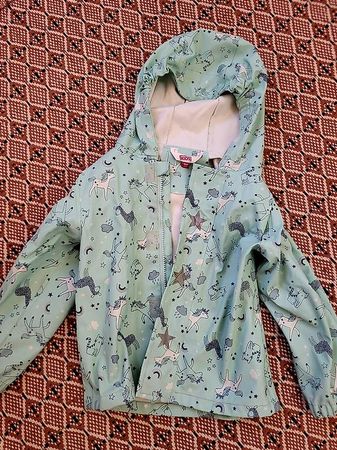 leichte Regenjacke Gr. 104