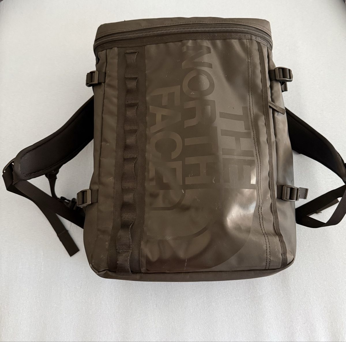North Face Rucksäcke: THE NORTHFACE Base Camp Fuse Box – Gebraucht aus Birsfelden von itte