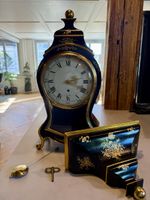 Neuenburger mechanische Pendeluhr mit Schlagwerk (Zenith)