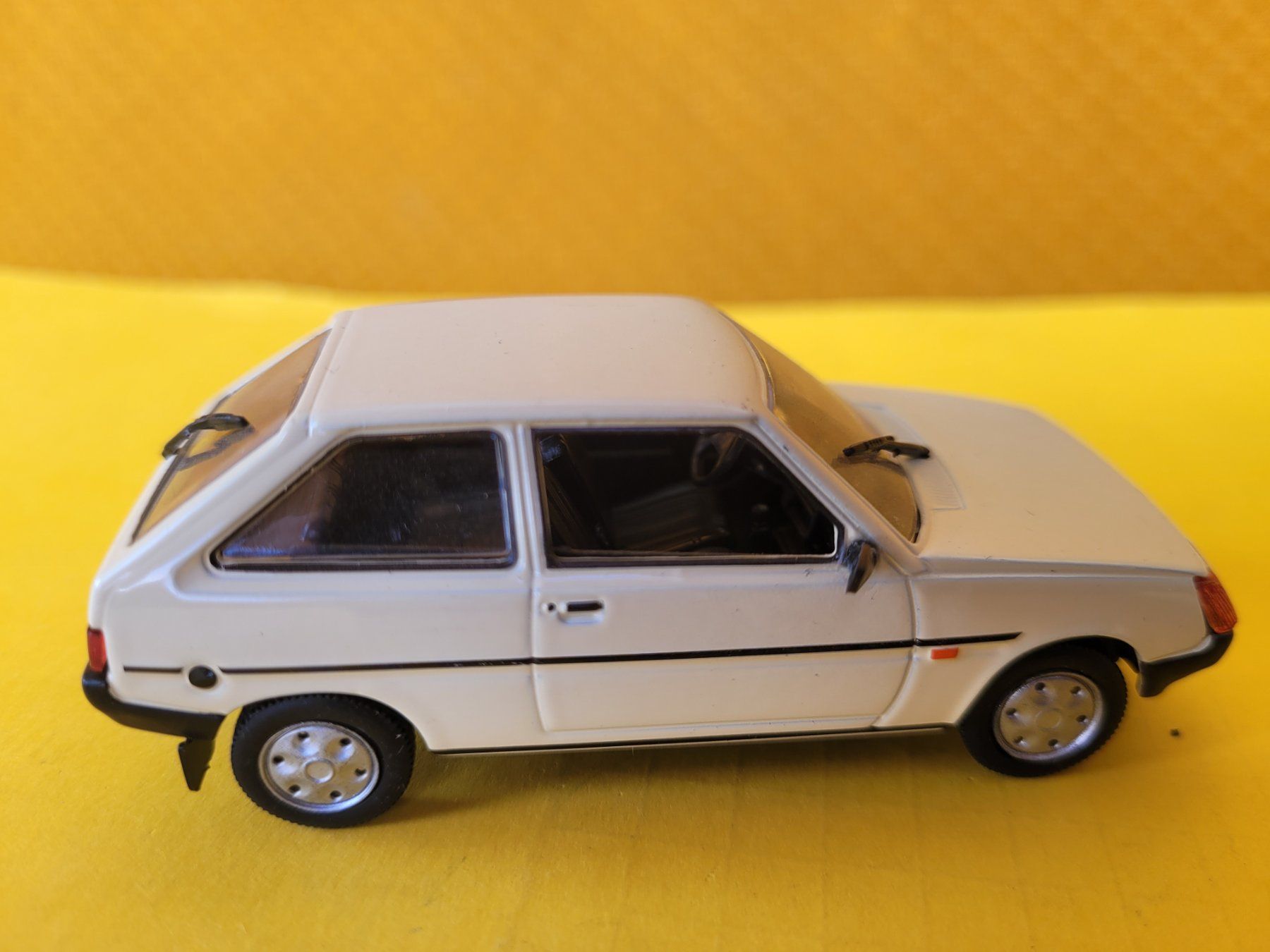Modellini d'auto: ZAZ 1102 Tavira 1:43 DeA – Nuovo (secondo la descrizione) da Domdidier venduto da Bimbo57 4