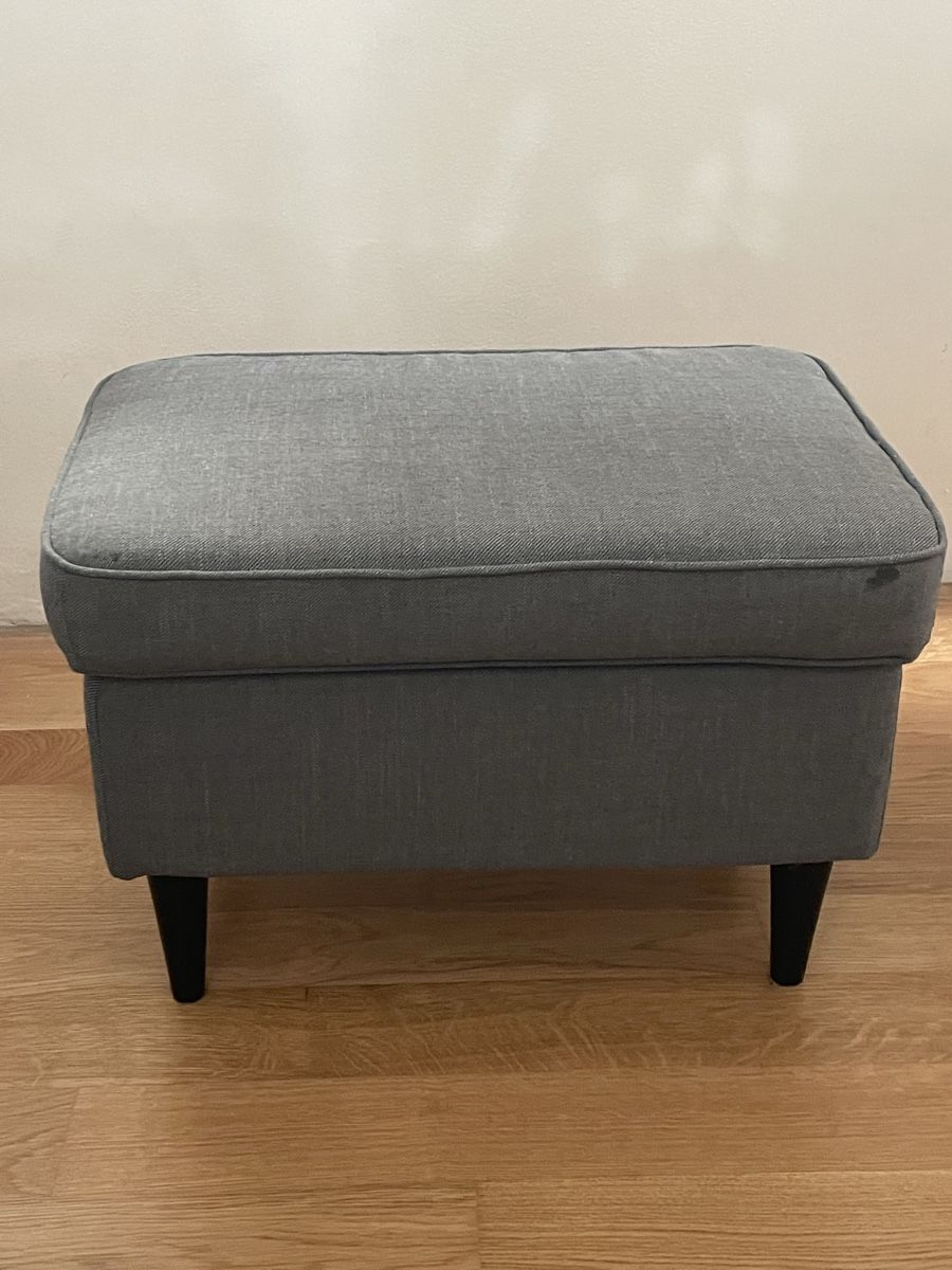Ikea Tabourets: Repose-pied tissu gris – D'occasion à Schaffhausen par lau_vjb6 1