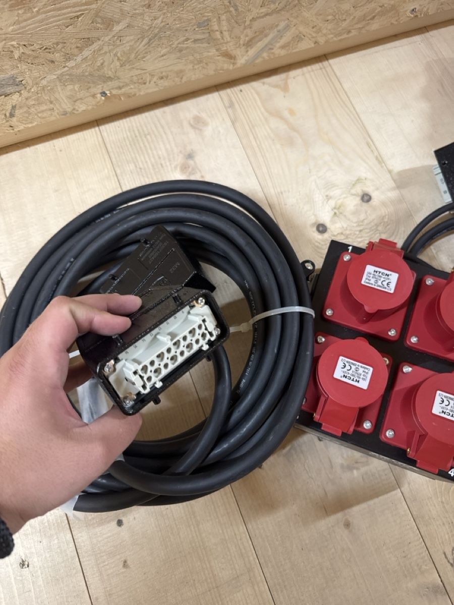 Cavi: Botex CHC-BB Stromverteiler 2 Stück mit Kabel gebraucht – Usato da Goldingen venduto da NOCTechnik 1