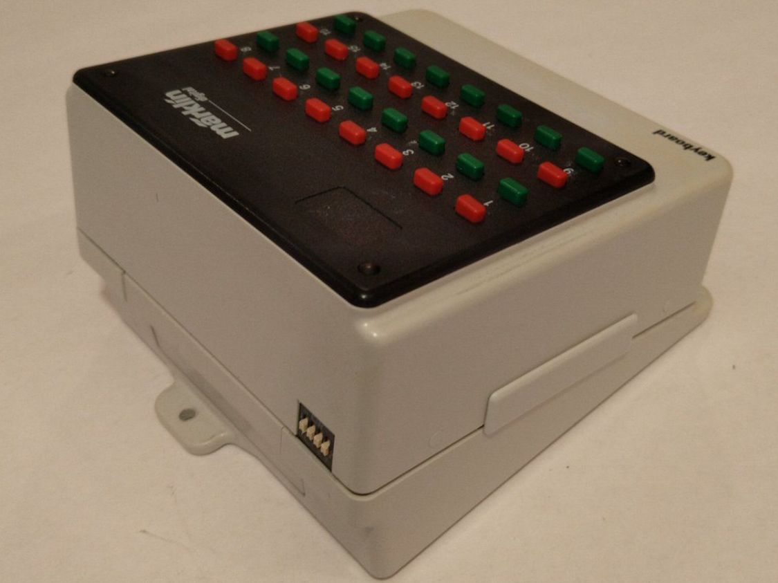 Märklin Modellini di ferrovie: Märklin Digital 6040 Keyboard | Weichen-Schaltpult – Usato da Wallbach venduto da Domeinik 4