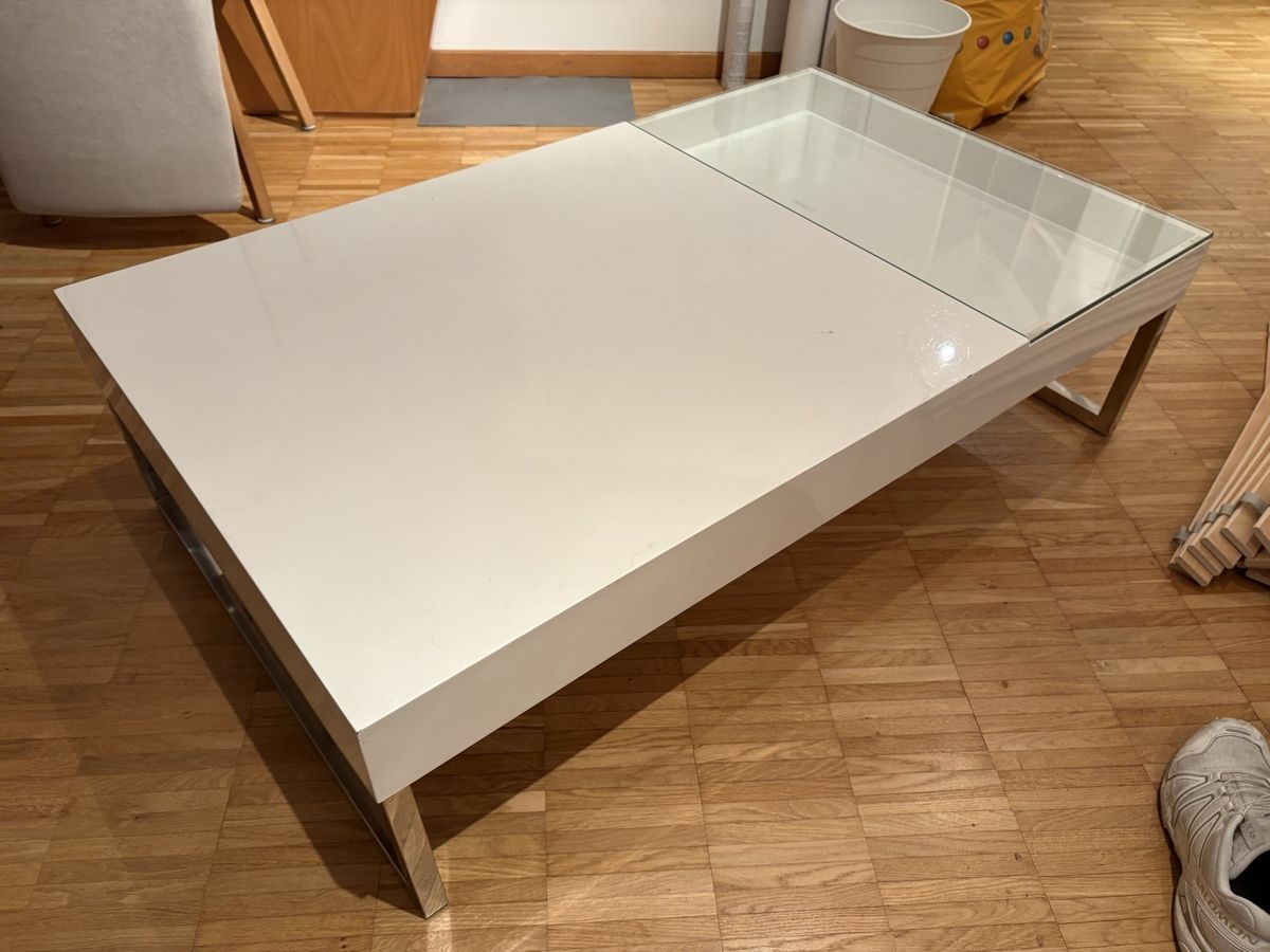 Tische: Couchtisch – Gebraucht aus Regensdorf von joshua_m77y