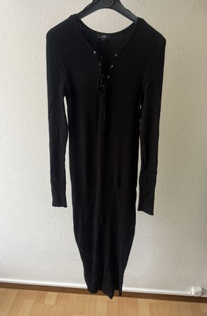 Schickes, schwarzes Strickkleid, Grösse S - Neuwertig!