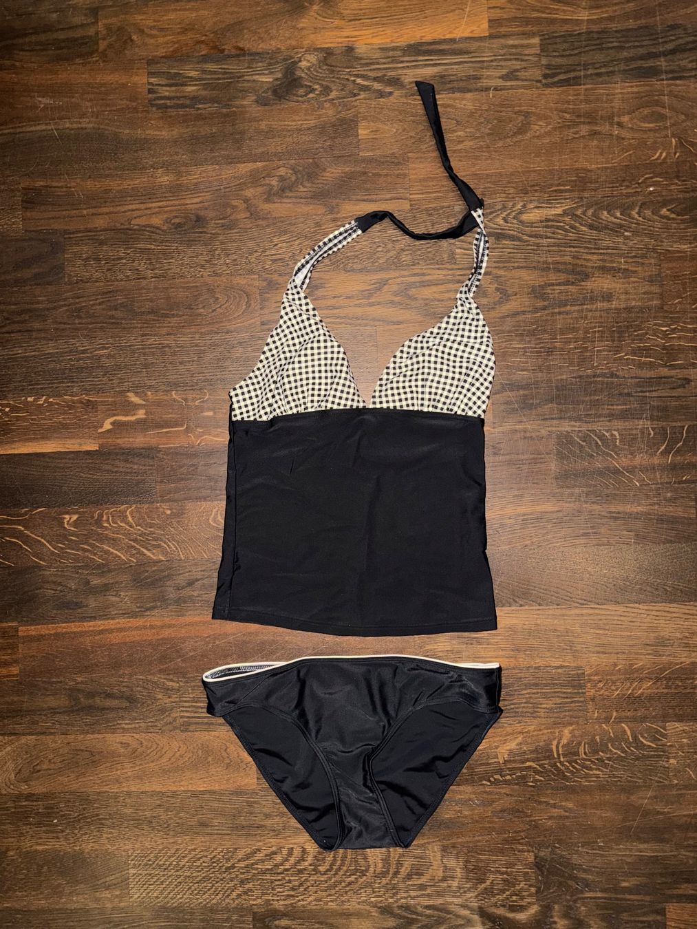 Badekleider & Bikinis: Bikinitop und Badehose Gr. 36 – Gebraucht aus Gattikon von Sunshine4.