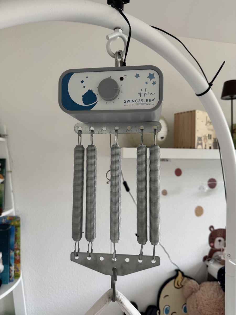 Swing2sleep Wippen & Schaukeln: Swing2sleep Federwiege Heia – Gebraucht aus Scherz von Clubmarthe 1