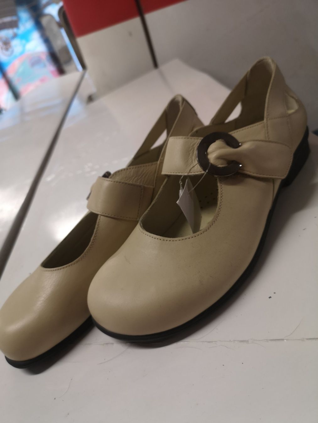 Helvesko Chaussures femmes: Helvesko – Neuf avec emballage d'origine à Möhlin par Highwaytom