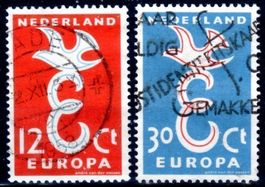 NIEDERLANDE 1958 BUCHSTABBE UND TAUBE