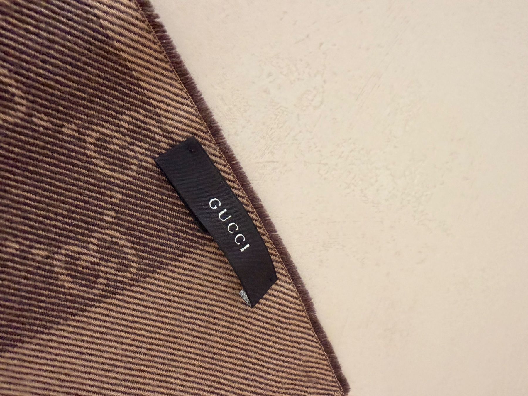 Gucci Foulard & Sciarpe: Gucci Monogram Schal – Usato da Chambésy venduto da rob_gl27 2