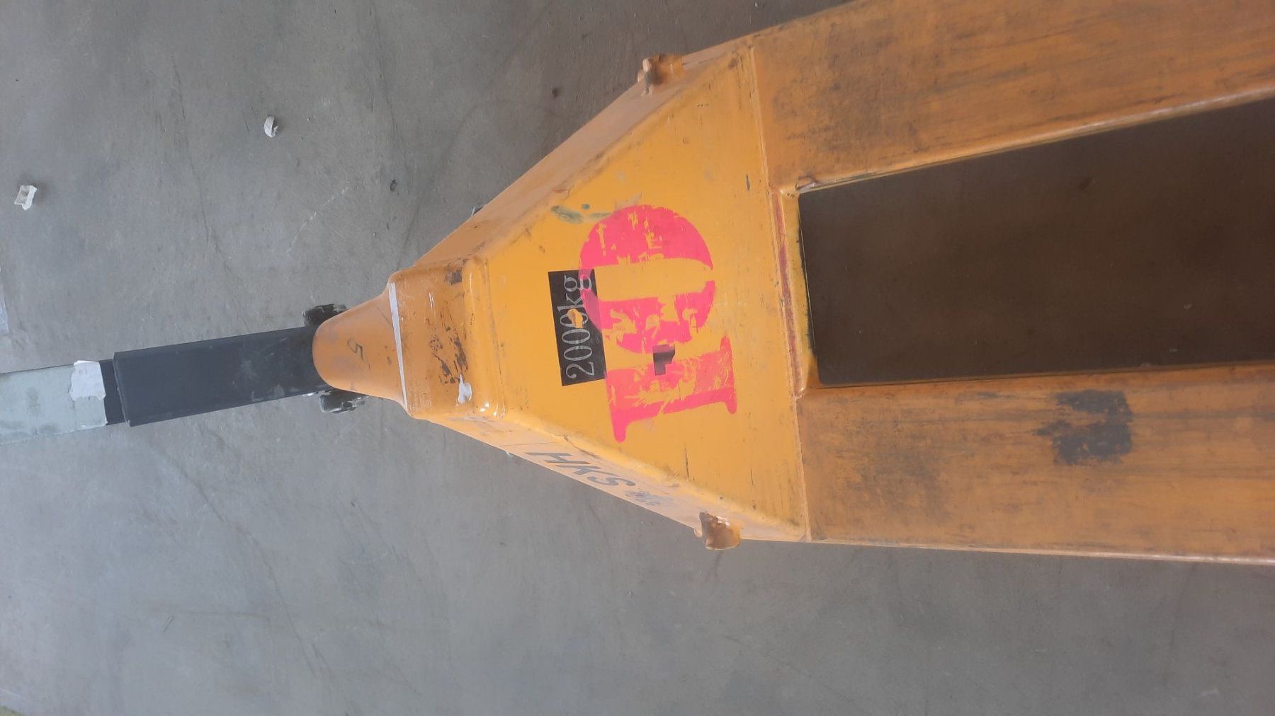 Carrelli elevatori e a forche: Hubwagen Palettenroli – Usato da murgenthal venduto da Vision05