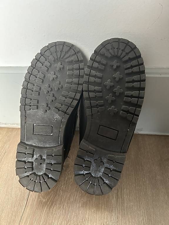 Scarpe per ragazzi: Chaussures garçon taille 32 – Usato da Curtilles venduto da cat_vs66 2