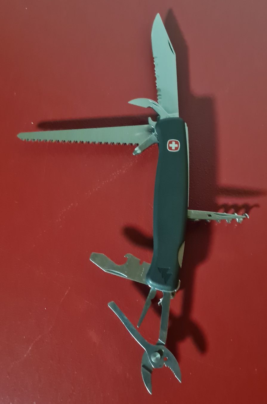 Wenger Taschenmesser: Wenger  – Gebraucht aus Schwarzenburg von Nida7 1