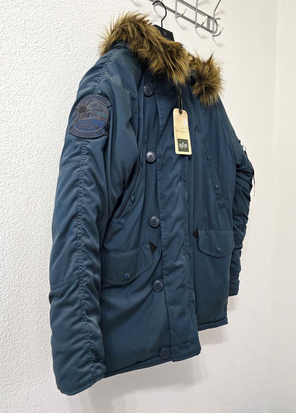 Alpha Industries Cappotti: Alpha Industries Explorer Herren Winterjacke Mantel Grösse L – Nuovo e nell'imballaggio originale da Oetwil an der Limmat venduto da dhantal 2