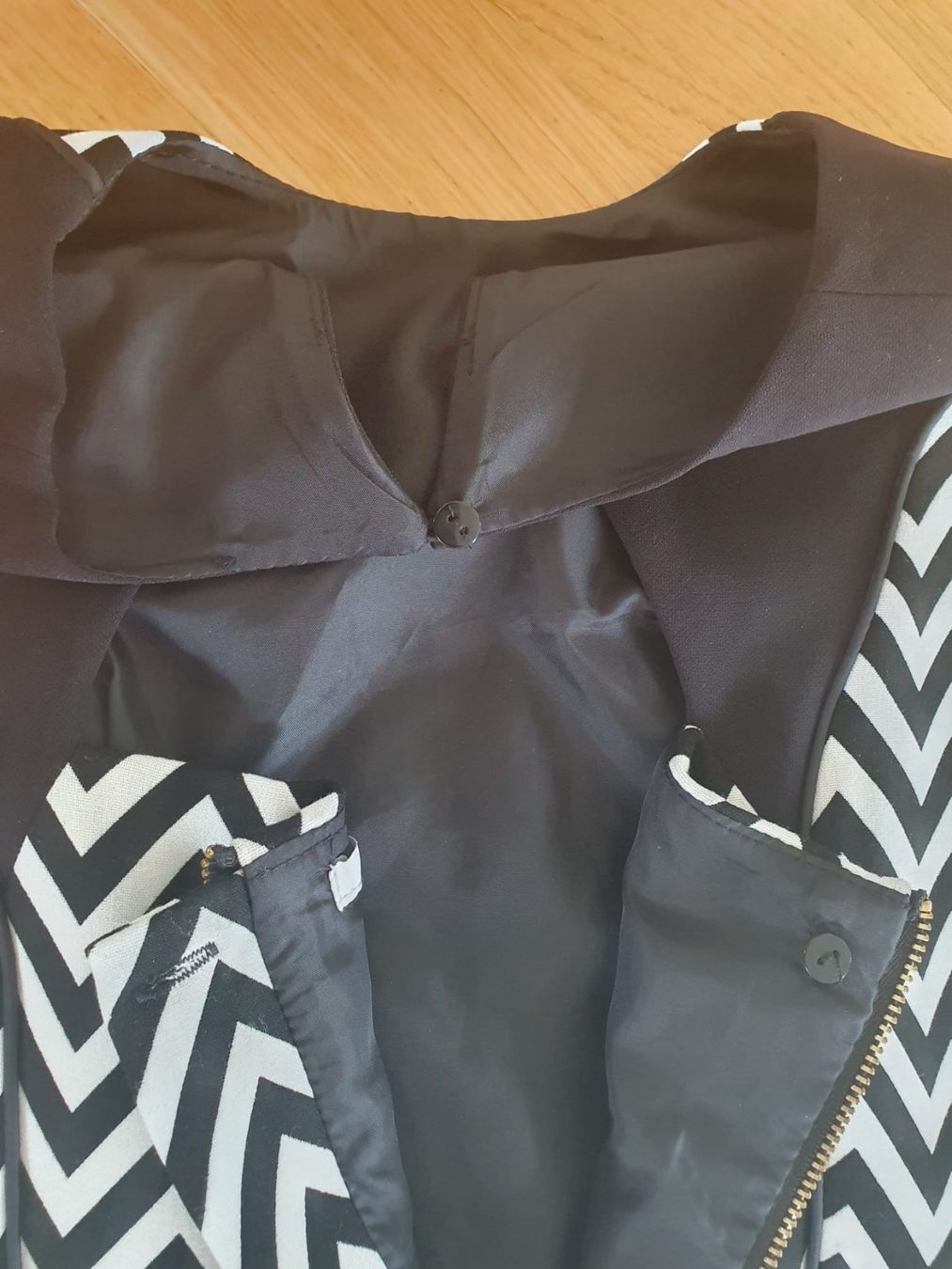 H&M Vestiti: Schwarz/weiss Kleid Gr.36 – Usato da Schaffhausen venduto da sabrina915 6