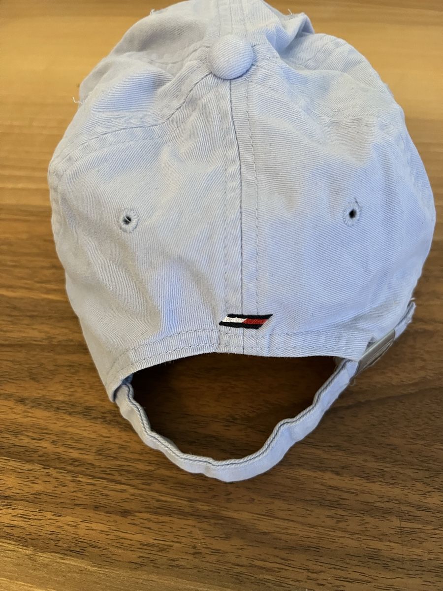 Tommy Hilfiger Hüte, Mützen & Caps: Sommer Cap Kappe  Tommy HILFIGER Athletics hellblau – Gebraucht aus Luzern von Woodbee44 1