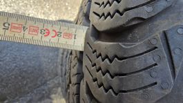 Winterreifen Uniroyal 195/60 R16 93/97T -Top Zustand!