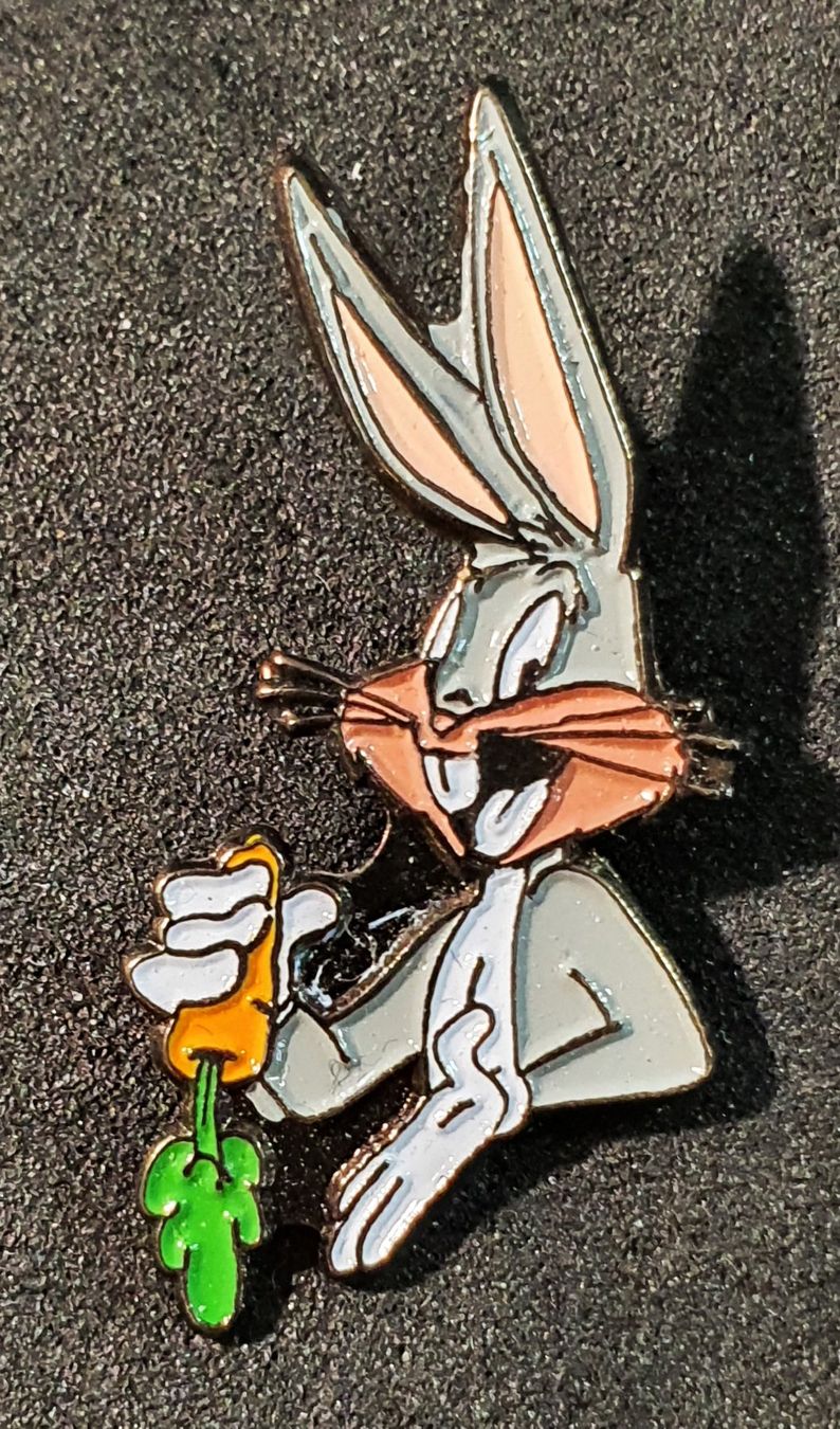 Placchette & Badge: BB776 - Pin Looney Tunes Bugs Bunny – Usato da Reinach BL venduto da Boston-Verkauf