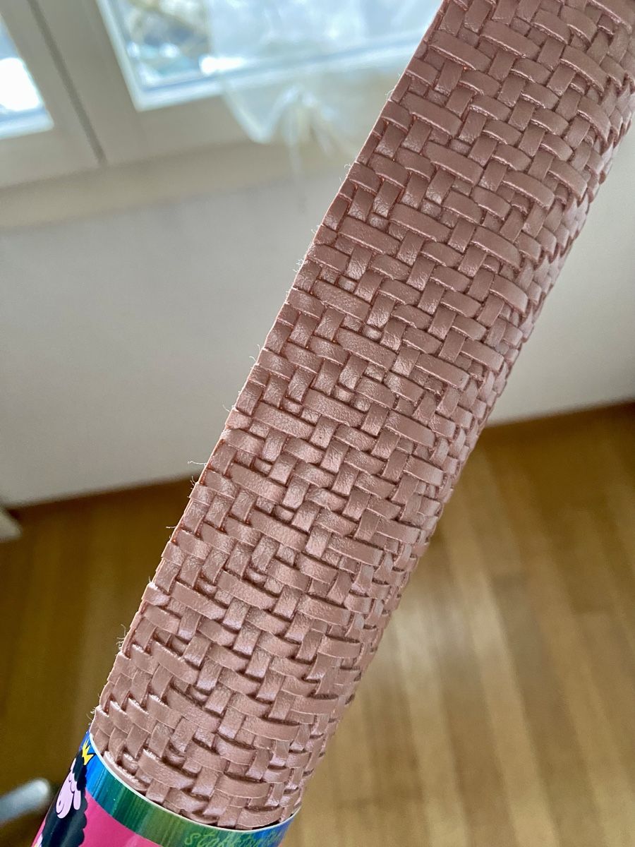 Tessuti: Kunstleder geflochten altrosa – Nuovo e nell'imballaggio originale da Schönenwerd venduto da iolilly