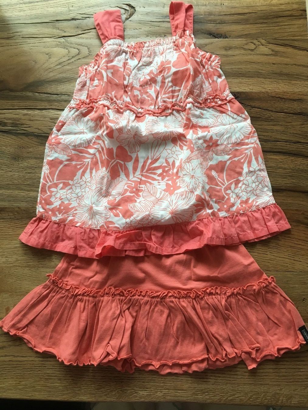 Kleider & Röcke: Herziges Bio Cotton-Set, Gr. 98-122 – Gebraucht aus Gossau ZH von Roli1
