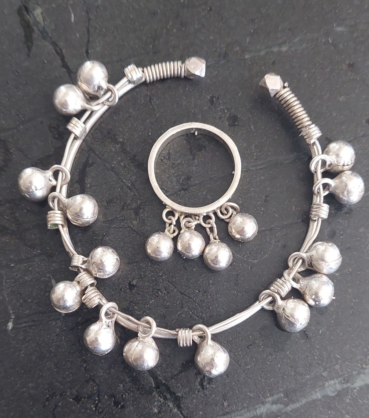 Altri gioielli: Bracelet et bague en argent – Usato da Tschugg venduto da Cob56
