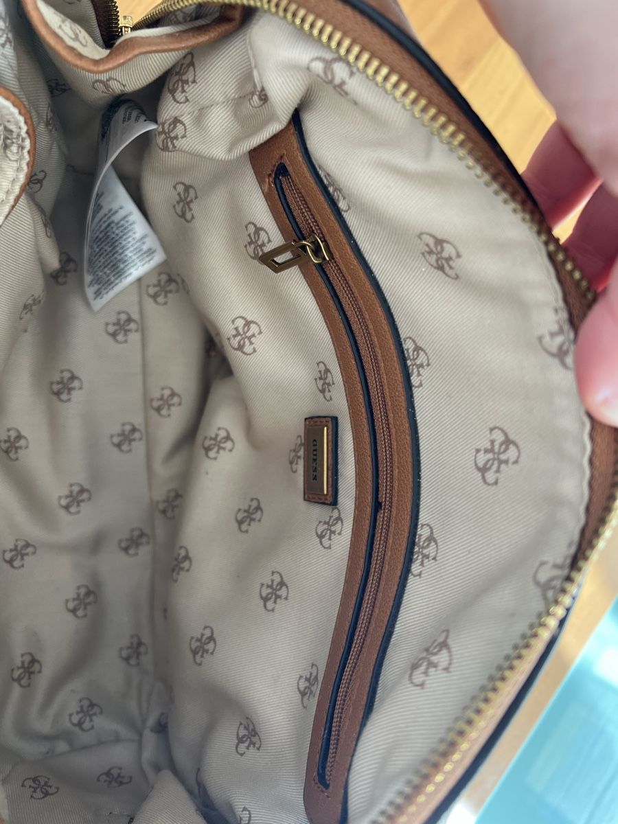 Guess Borse da donna: Guess Tasche – Usato da Schwerzenbach venduto da sas_7t7r 2