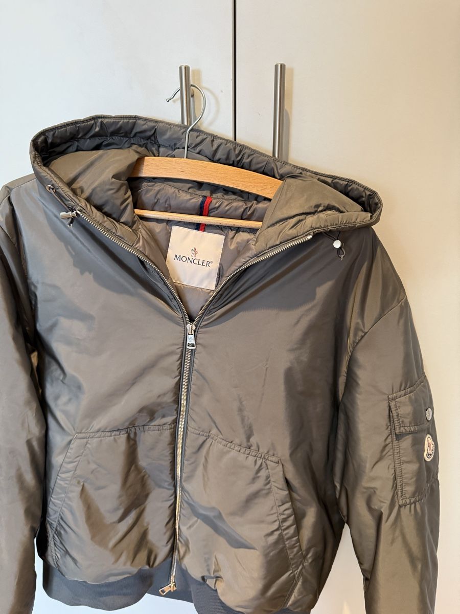 Moncler Jacken: Moncler Windbreaker Down Jacket – Neu (gemäss Beschreibung) aus Genève von SG_73 1
