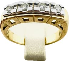 585/14 Karat Gold Ring mit 4 Brillanten